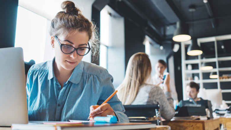 Cursos online gratuitos de extensão para professores